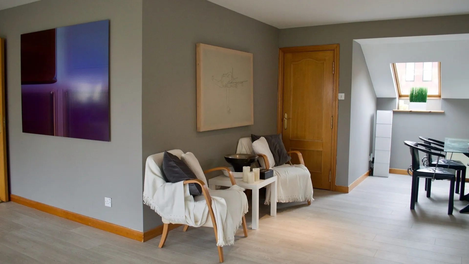 1 Bedroom Apartment With Balcony Edimburgo